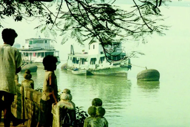 Calcutta to get two new terminals