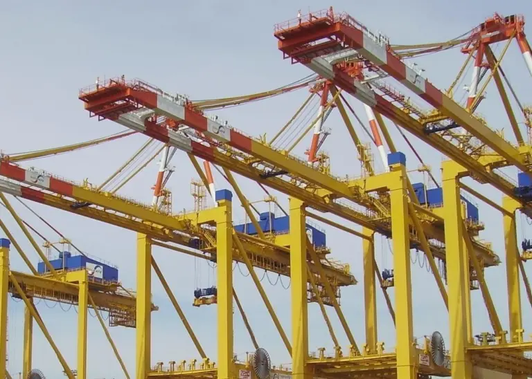 PEMA has already drawn up a list of safety features for standard container cranes
