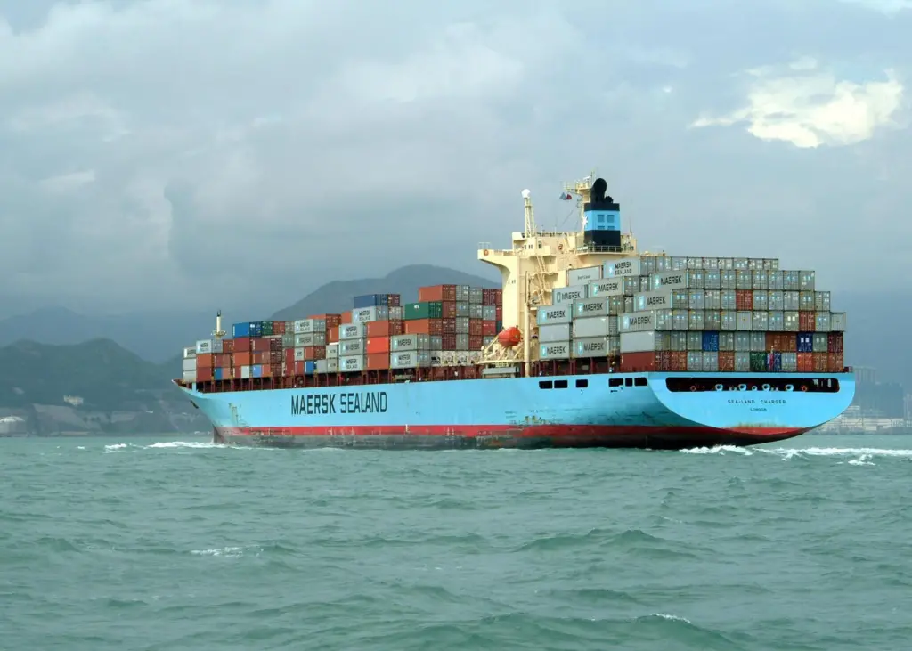 Maersk Line is taking the initiative by switching to low sulphur fuel while calling at Hong Kong
