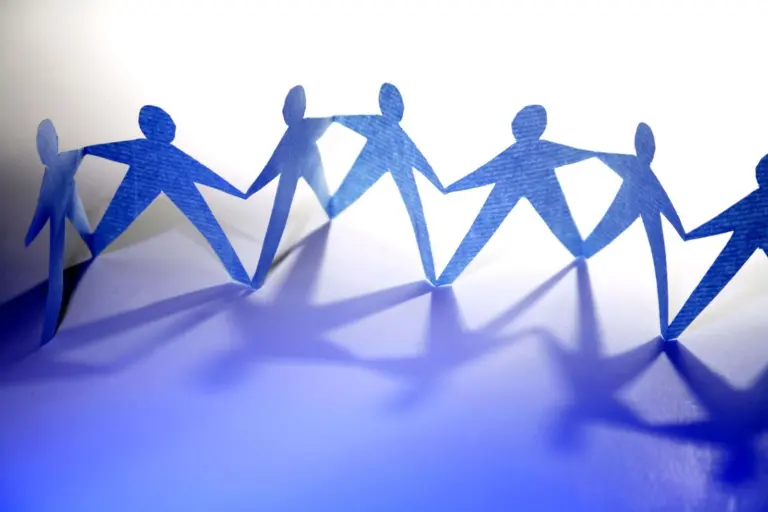 Don’t stand alone - information links are rising in importance