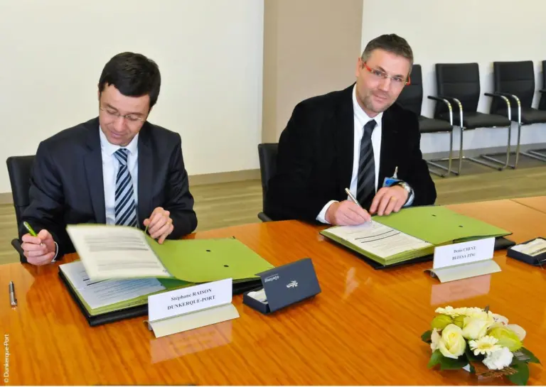 Stéphane Raison, Planning and Environment Director at Dunkerque-Port and Denis Chevé, General Director of BEFESA ZINC