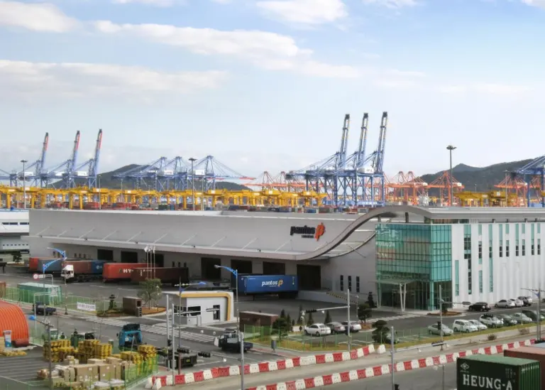 Portcentric supply chain operations call for a TOS that serves as a wider strategic solution. Credit: Romlogistics