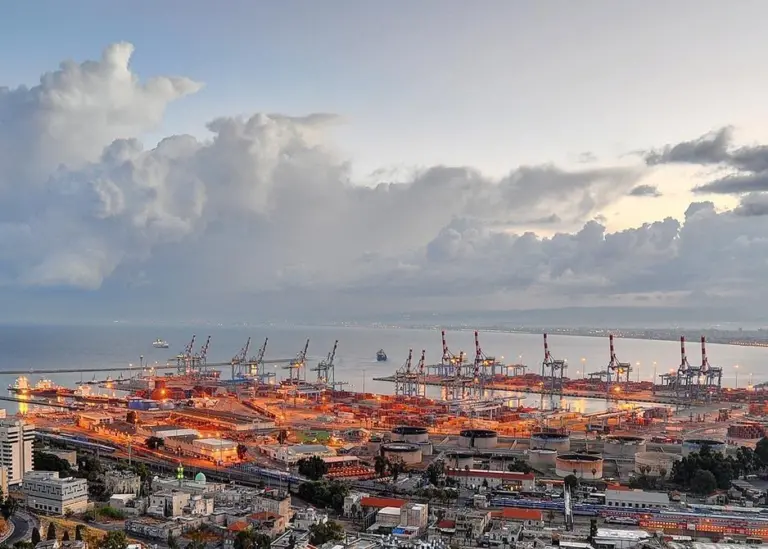 The new terminals at Ashdod and Haifa have been designed to handle EEE class vessels. Photo: Tsaiproject