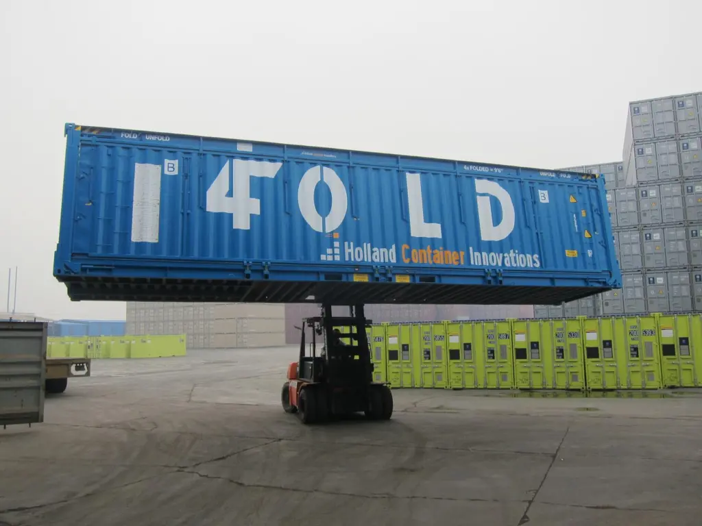 4Fold foldable container