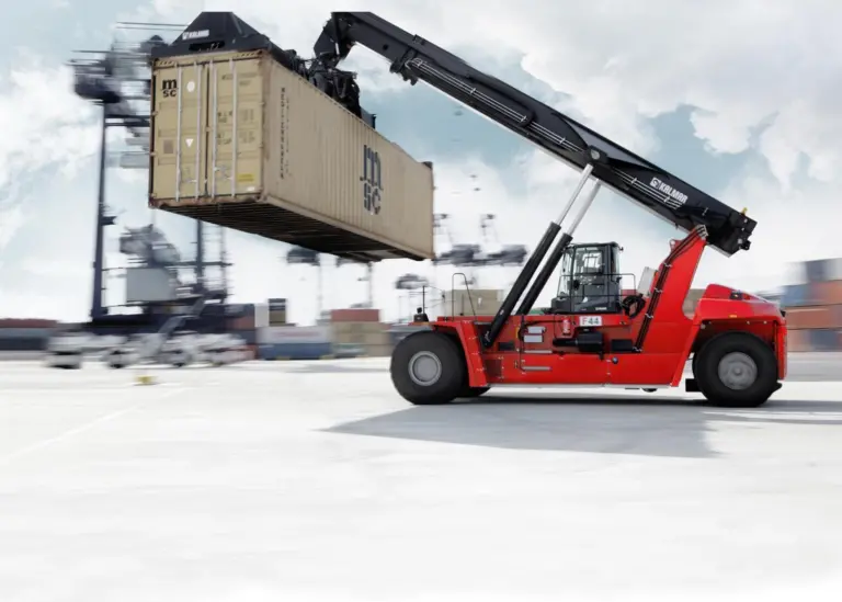 The four Kalmar Gloria reachstackers equipped with new Kalmar K-Motion technology
