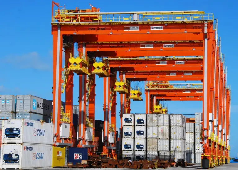 Terex ship-to-shore cranes and gantry cranes for ICTSI in Iraq