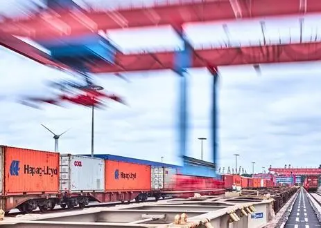 New hybrid locomotives for Metrans Photo: HHLA / Thies Rätzke