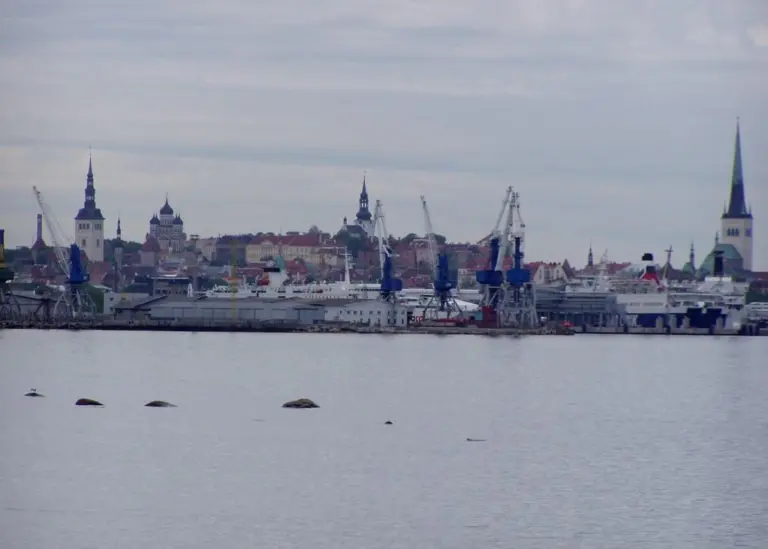 The Port of Tallinn in Estonia is seeking €400,000 in compensation from its former executives who are being tried on corruption charges