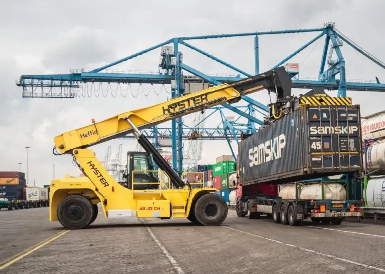 Hyster RS46 ReachStacker