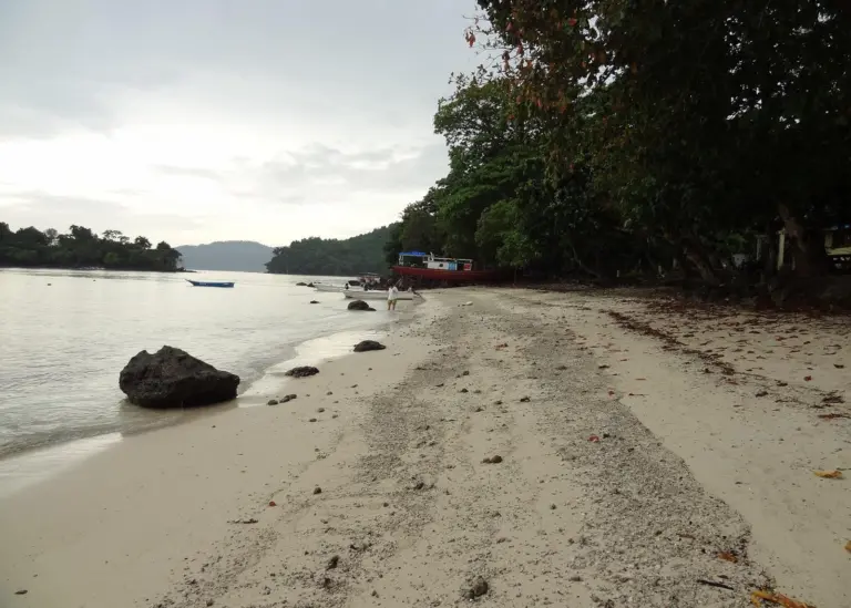 The visit occurred less than two months after a trip to Indonesia by Indian Prime Minister Narendra Modi saw India agree to develop Indonesia’s Sabang port (image is of Sabang) Photo: MrTopper007/flickr/CC BY 2.0
