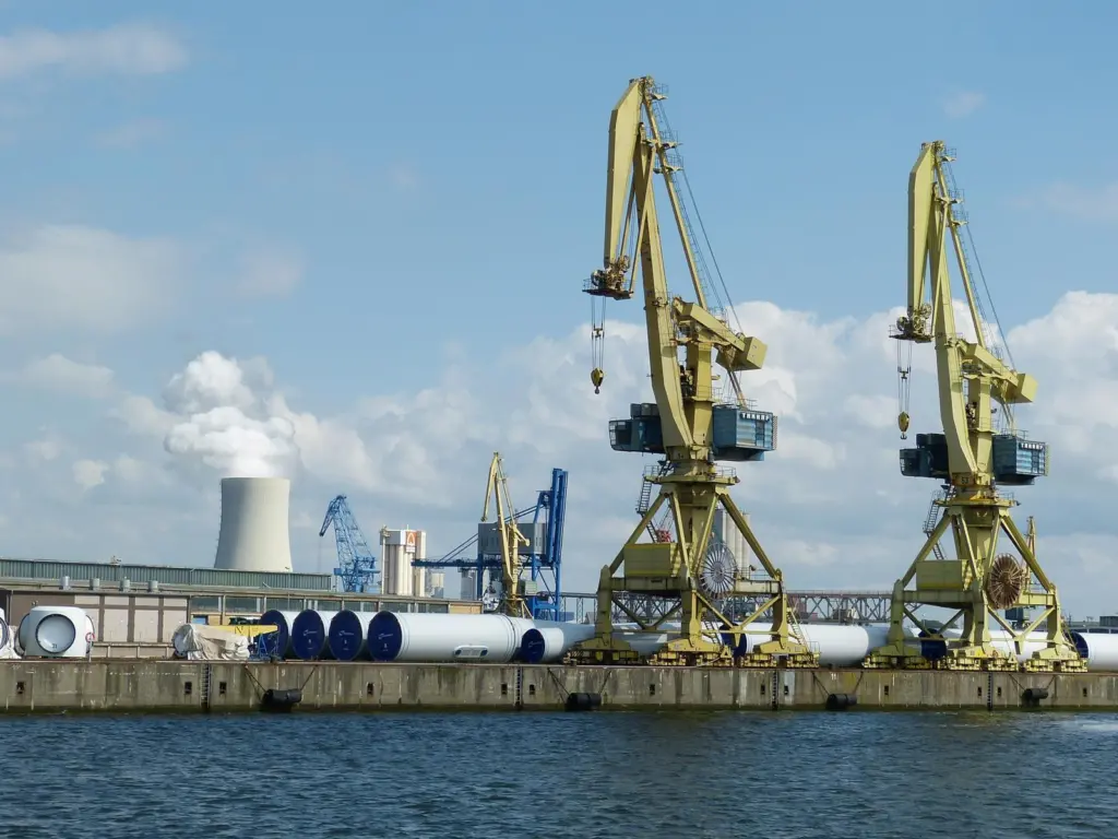 By outsourcing maintenance a terminal can often get "more bang for its buck". Credit: falco