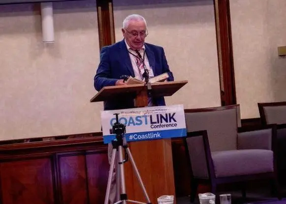 Dr Merv Rowlinson