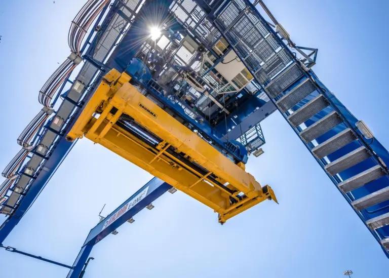 Hybrid Kalmar RTG