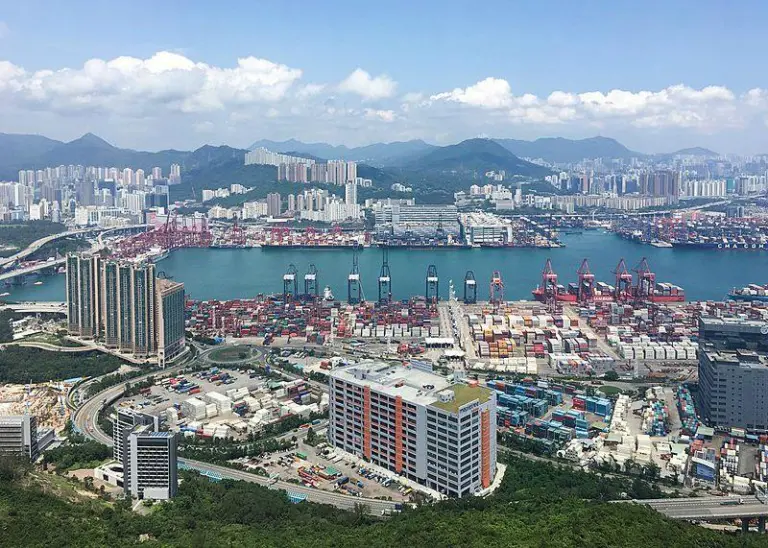 Kwai Tsing port