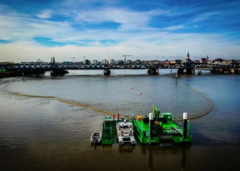 Ecocoast and DEME are pioneering cleaner waterways Photo: DEME