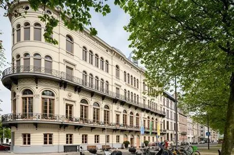 2071770_2061529_wereldmuseumrotterdamexterior2creditjordihuisman_413729_crop_476969