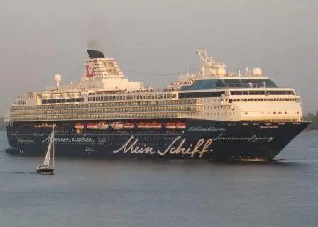 Cruise ship