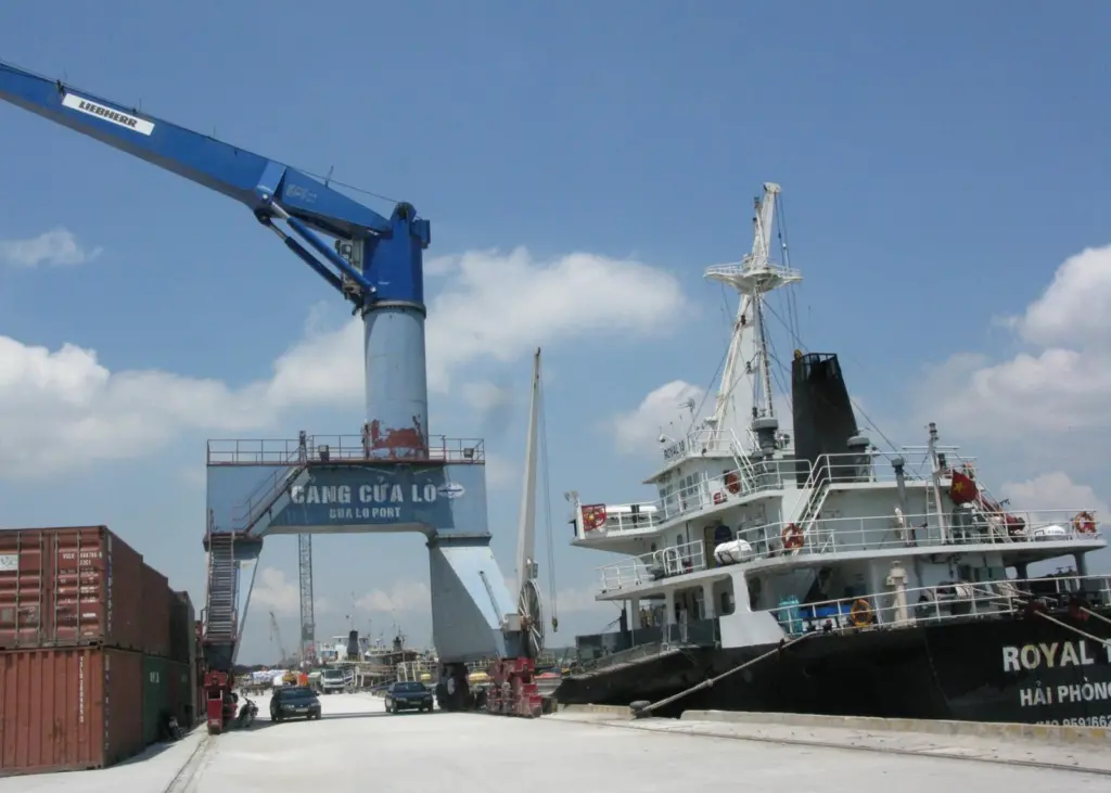 Vietnamese ports are putting regional rates under pressure