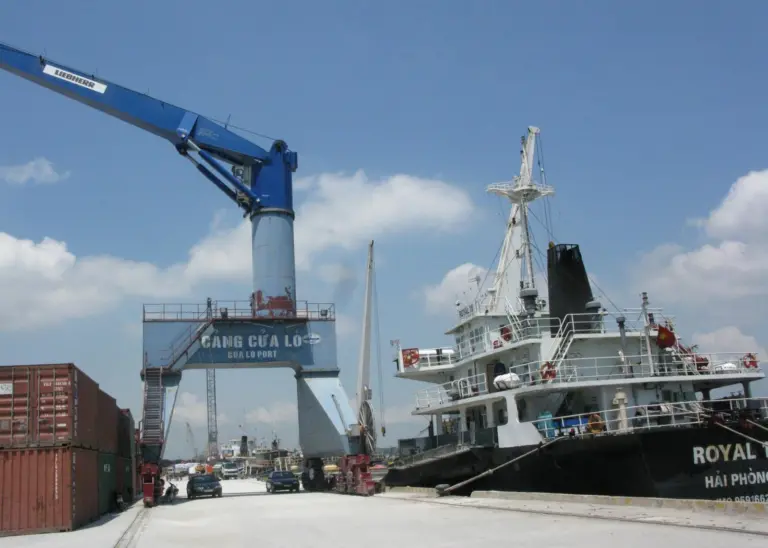 Vietnamese ports are putting regional rates under pressure