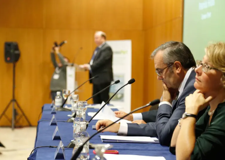 The thorny issue of international vs regional regulation for green issues was the starting point for discussion
