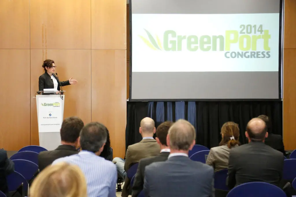 00_99151_Industry-leading-speakers