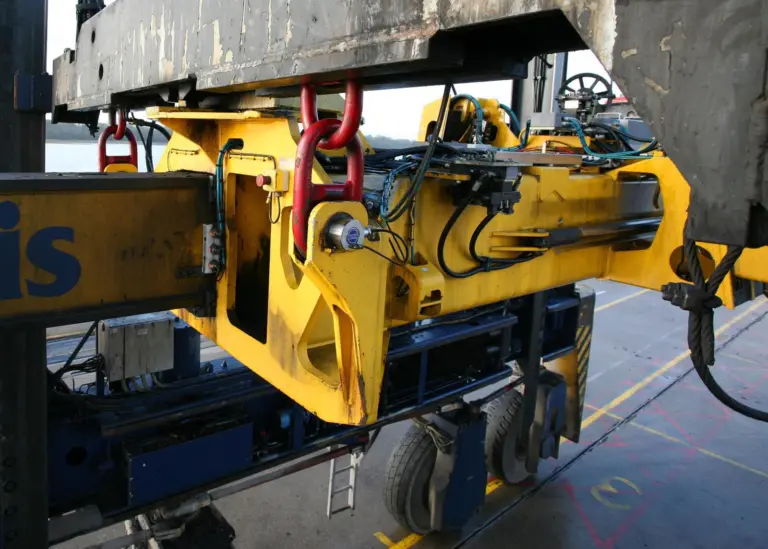 Weighing solution: Strainstall's CWS has been installed across the full straddle carrier fleet at DP World