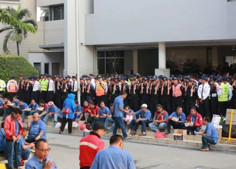 Police outside the JICT terminal