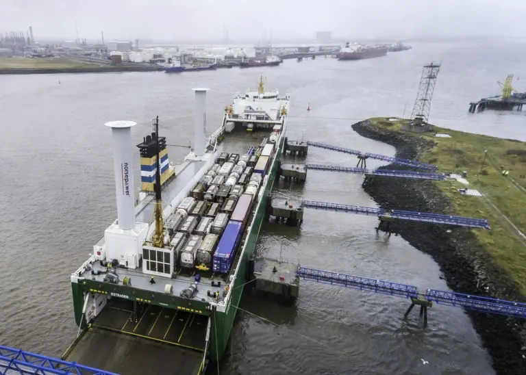 Norsepower’s Rotor Sails could help reduce emissions by 10 to 15% per ship