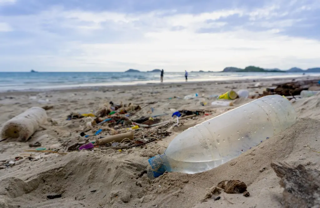 Ports have a responsibility to reduce their plastic waste. Credit:  Kamchai Charoenpongchai, 123rf