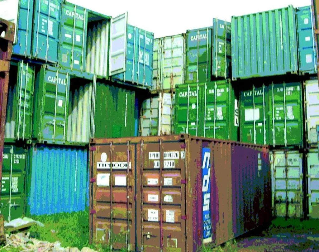 Off dock container storage Cabinda