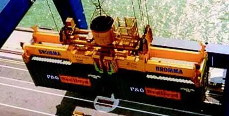 Bromma STS45 Separating Twin-Lift spreader to HNN