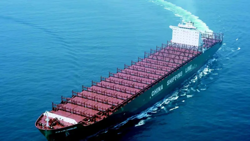 The worlds largest container ship, China Shipping Container Lines 9,600 teu Xin Los Angeles, was delivered to Lloyds Register class in July. But 12,000 teu-plus ships are already under construction