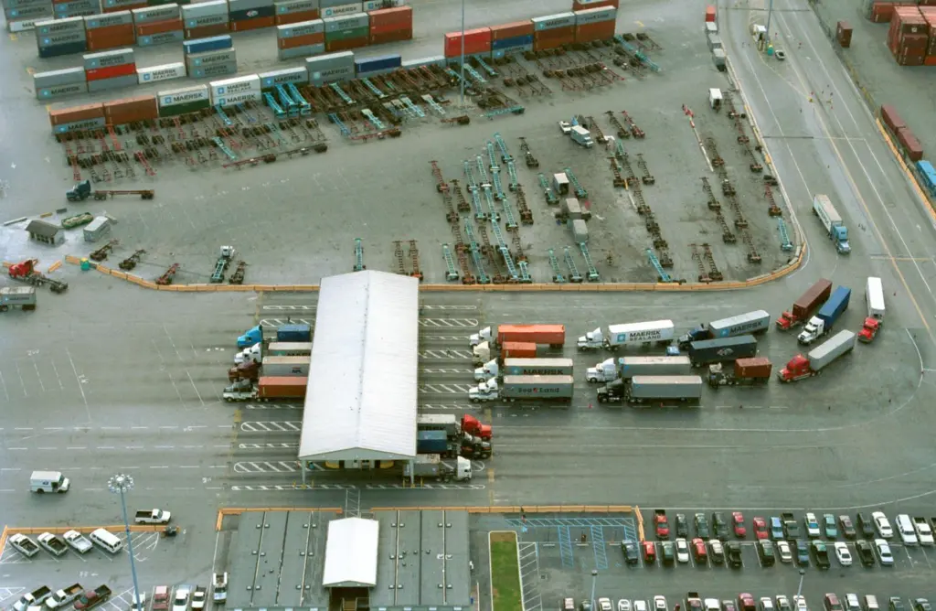 Port Strategy: Reducing port-related truck traffic is a US priority