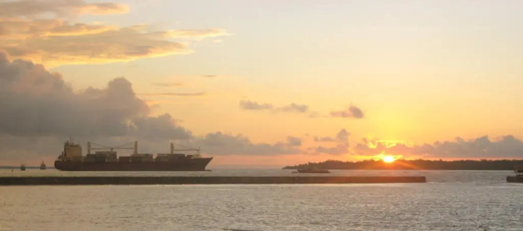 Port Strategy: the serenity of Buenaventura Bay will be disrupted by the start of box terminal works