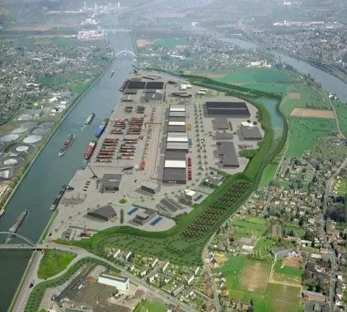 00_94973_BBI_Euroports_Trilogiport