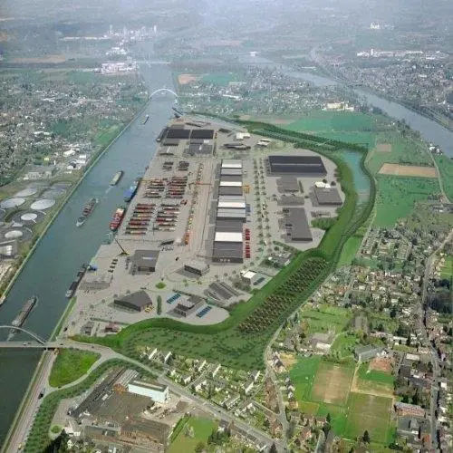 00_94973_BBI_Euroports_Trilogiport