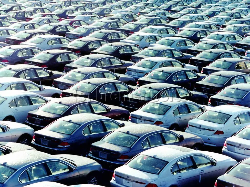 00_94031_Bremerhaven_cars