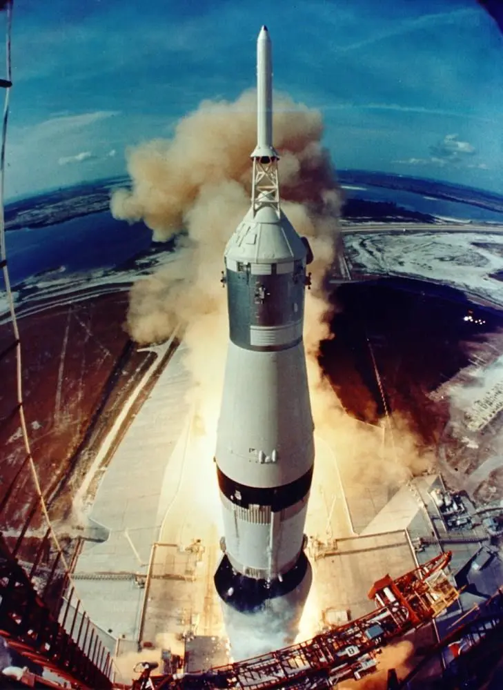 00_93442_apollo11b