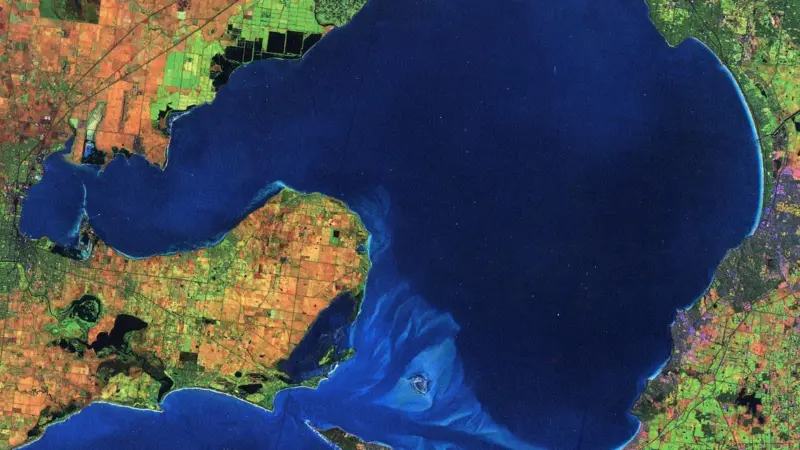 Port_Phillip_Bay-aerial_view.jpg