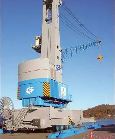 G HMK 4406 Mobile Harbour Crane
