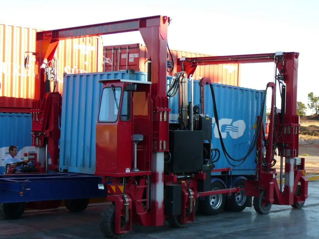 The Mobicon unit does away with dedicated chassis