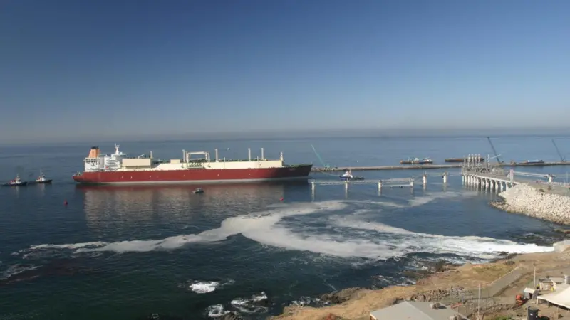 Port Strategy: Scott Wilson’s Costa Azul breakwater design was on a scale never been attempted before