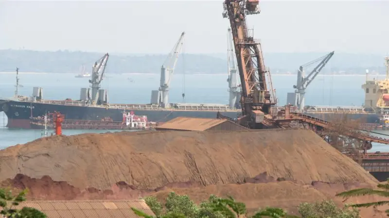 Port Strategy: Mormugao port is insisting on independent sampling and assessment of iron ore shipments before the ship can leave the port