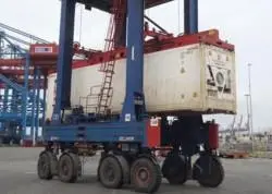 Cargotec has delivered more than 100 straddle carriers to HHLA over the years. The terminal operator recently placed an order for 14 Kalmar 7+ generation ESC350W units.