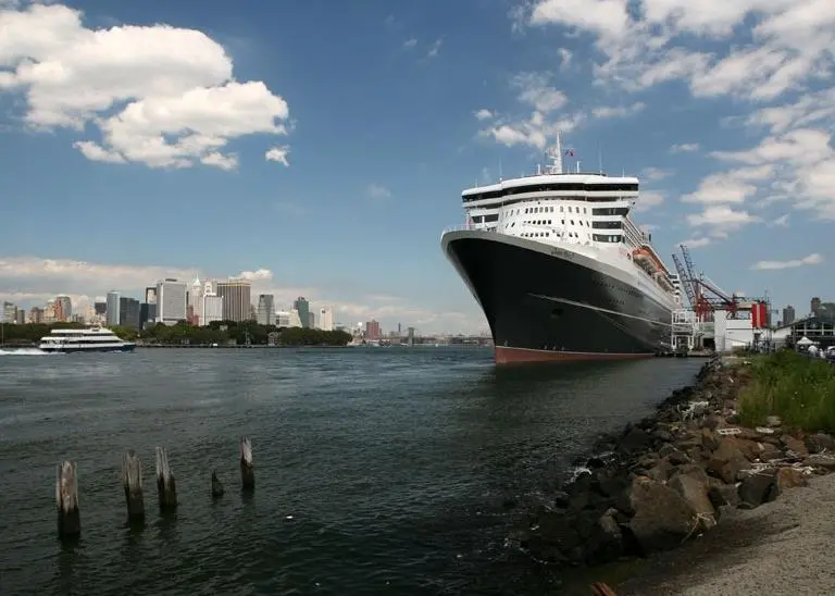 The Queen Mary 2 at Brooklyn Cruise Terminal, Red Hook Port