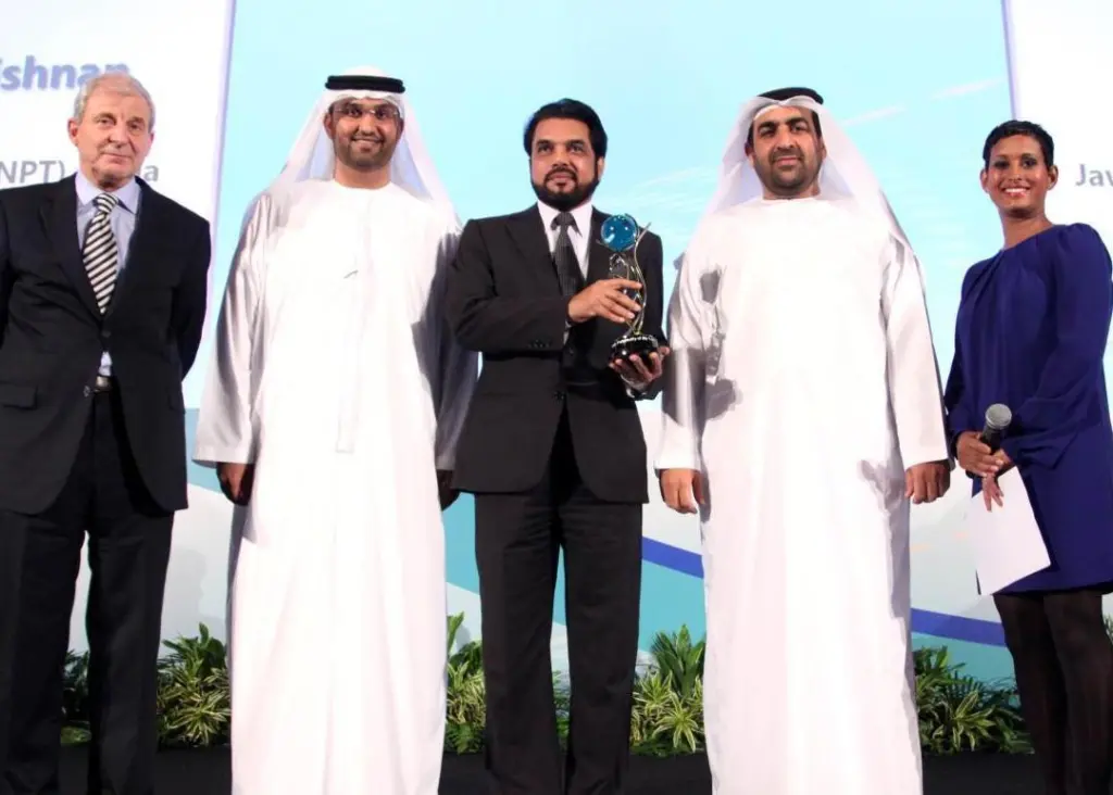 The World Ports & Trade Summit ‘Personality of the Year’ Award winner (L-R) Chris Hayman, Chairman, Seatrade; Dr Sultan Al Jaber, Chairman, ADPC; L Radhakrishnan, Chairman of India’s Jawaharlal Nehru Port Trust; HE Dr Rashid Ahmad bin Fahad, Min...