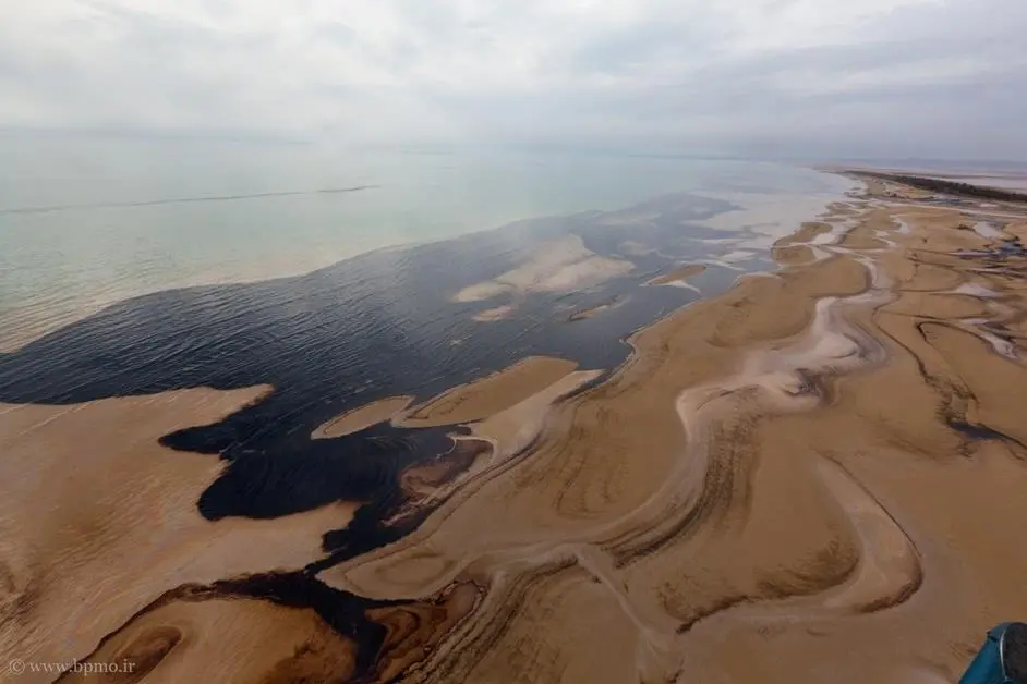 Controlling marine pollution in the Persian Gulf region requires the consideration of Environmental Performance Indicators (EPIs)