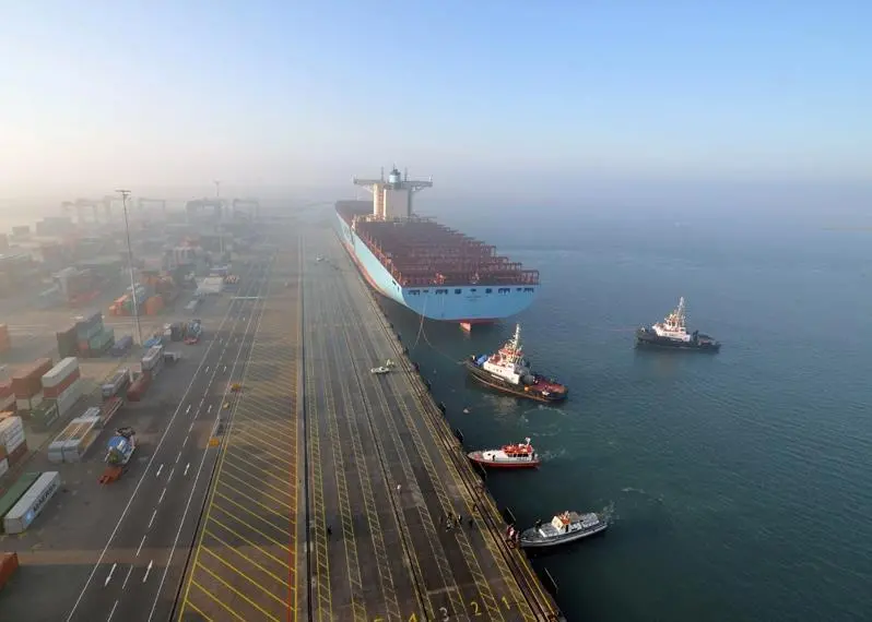 An unscheduled 'Emma Maersk' visit kept SCCT on its toes