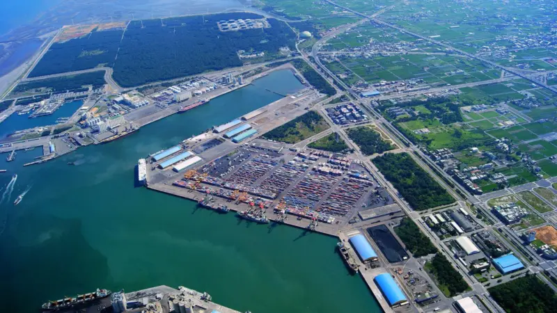 The Taichung port green belt