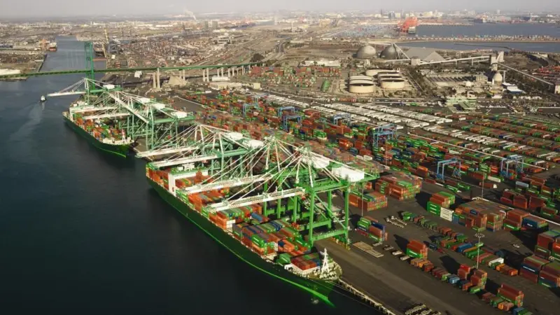 Schneider Electric’s bespoke system in operation at the Port of LA